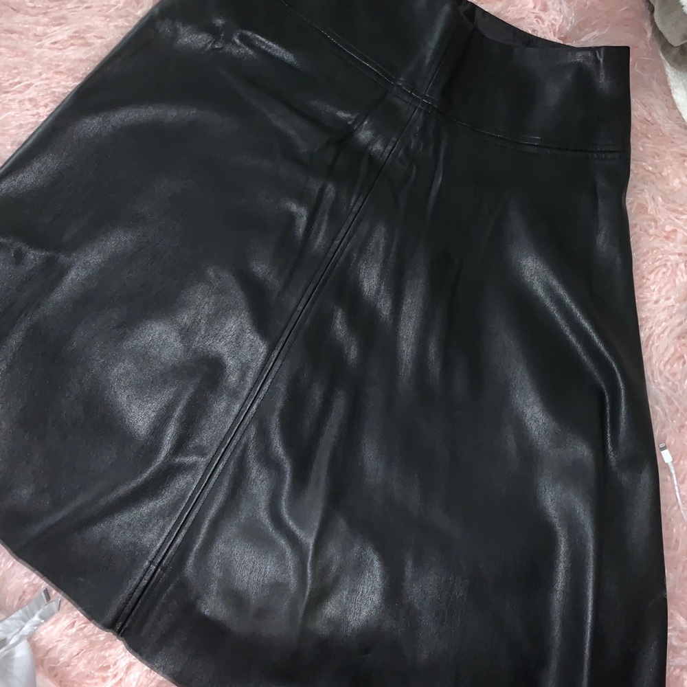 leather skirt